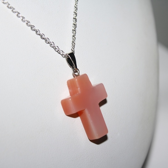 Beautiful orange carnelian cross with silver chain - Picture 3 of 5